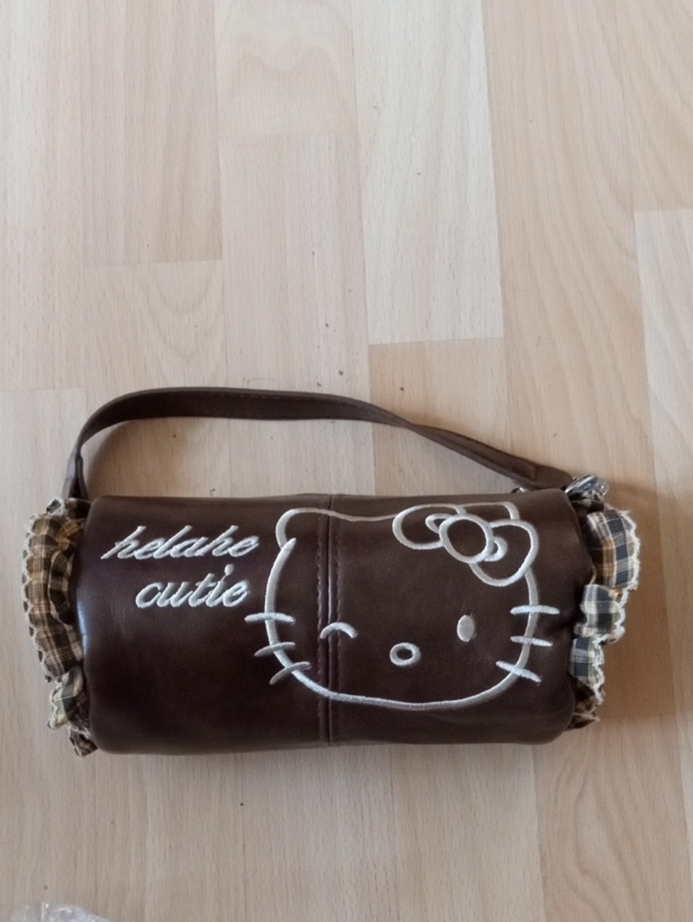 Hello Kitty Brown Barrel 7x5 Shoulder Hand Bag with White Embroidery